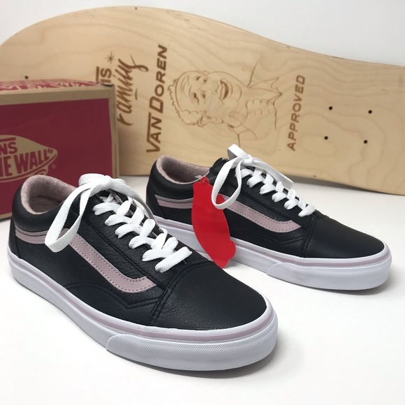 Vans Shoes - VANS Old Skool Leather Flannel Violet W AUTHENTIC